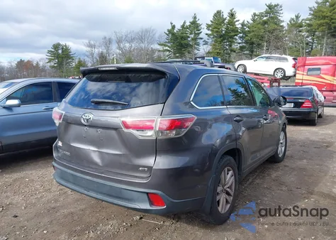 2016 Toyota Highlander Le V6 z USA, uszkodzony, nr VIN 5TDBKRFH9GS351520